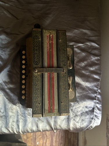 Hohner accordion 112 worn - accordion, 112.