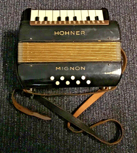 Old german hohner mignon hand - old,