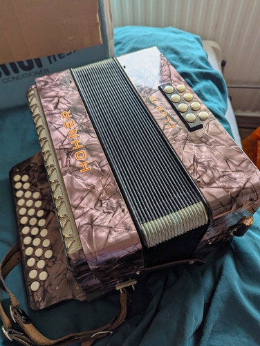 Hohner club melodeon - hohner,