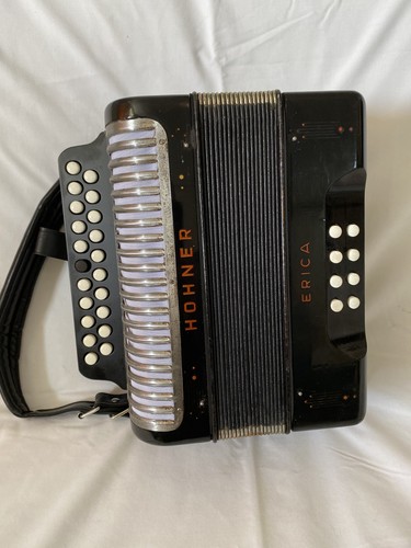 Nice hohner two row - nice,